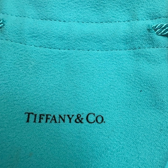 Tiffany & Co. Sterling Silver Open Heart Ring - Authentic - Picture 7 of 8